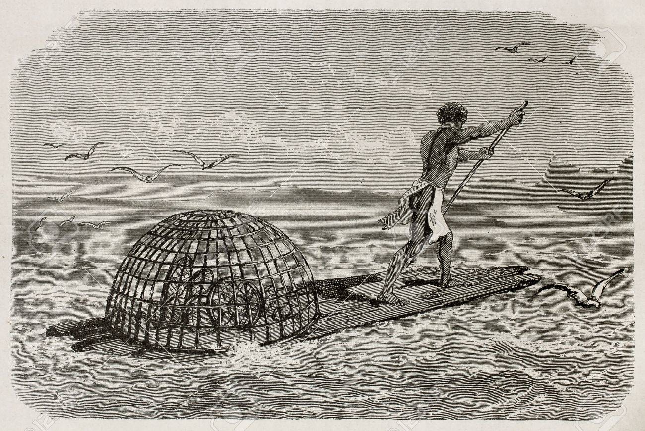 La gravure montre le radeau de pêche d'un kanak. L'homme est debout et manoeuvre avec une perche. Sur le radeau des pièges de bois en demi-sphères. A une centaine de mètres, la rive rocheuse.